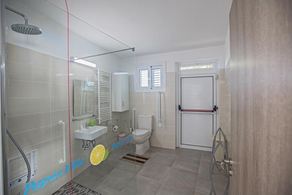 Papas Family Villa باراليمني المظهر الخارجي الصورة