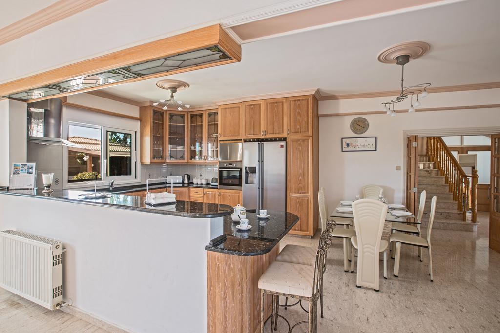 Papas Family Villa باراليمني المظهر الخارجي الصورة