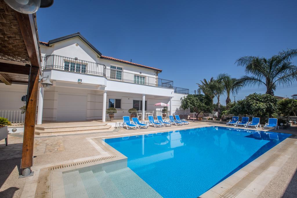 Papas Family Villa باراليمني المظهر الخارجي الصورة