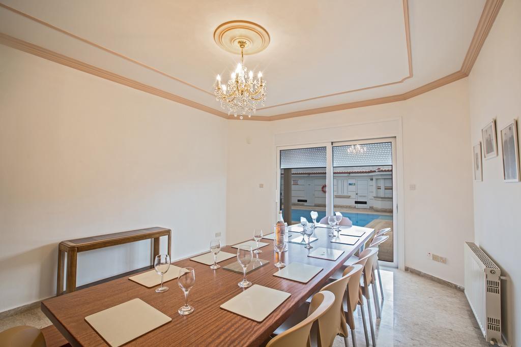 Papas Family Villa باراليمني المظهر الخارجي الصورة